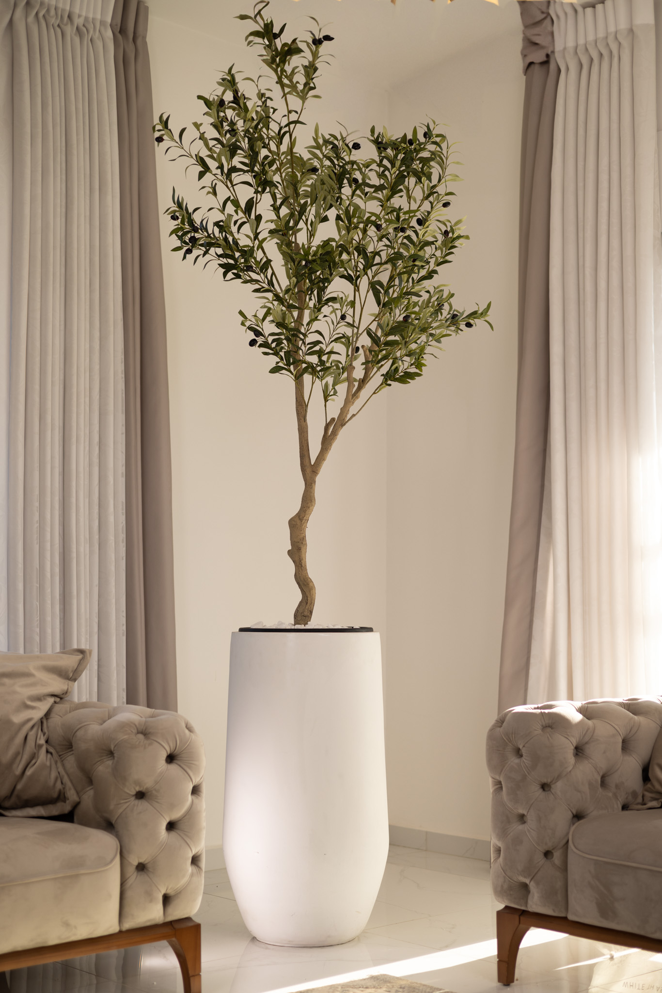 Serenity 80 – כד יוקרתי עם עץ זית מלאכותי גדול – תמונה 2